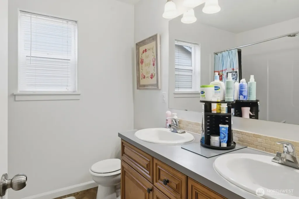 5708 Arcarro Ct SE Lacey WA 98503