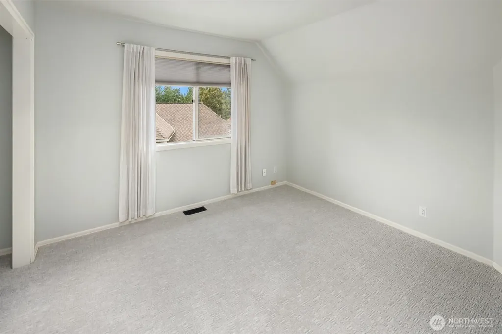 3021 224th Avenue NE Sammamish WA 98074
