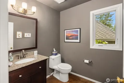 3021 224th Avenue NE Sammamish WA 98074