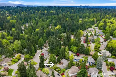 3021 224th Avenue NE Sammamish WA 98074