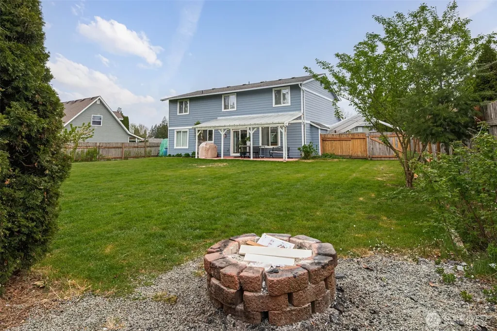 12307 42nd Drive NE Marysville WA 98271