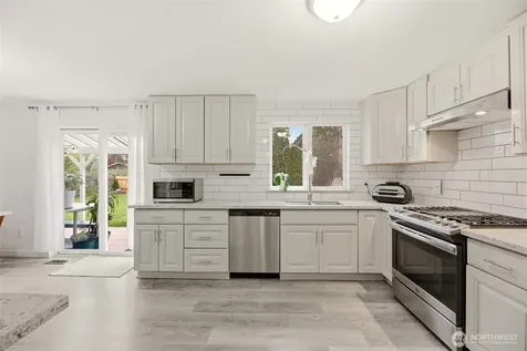 12307 42nd Drive NE Marysville WA 98271