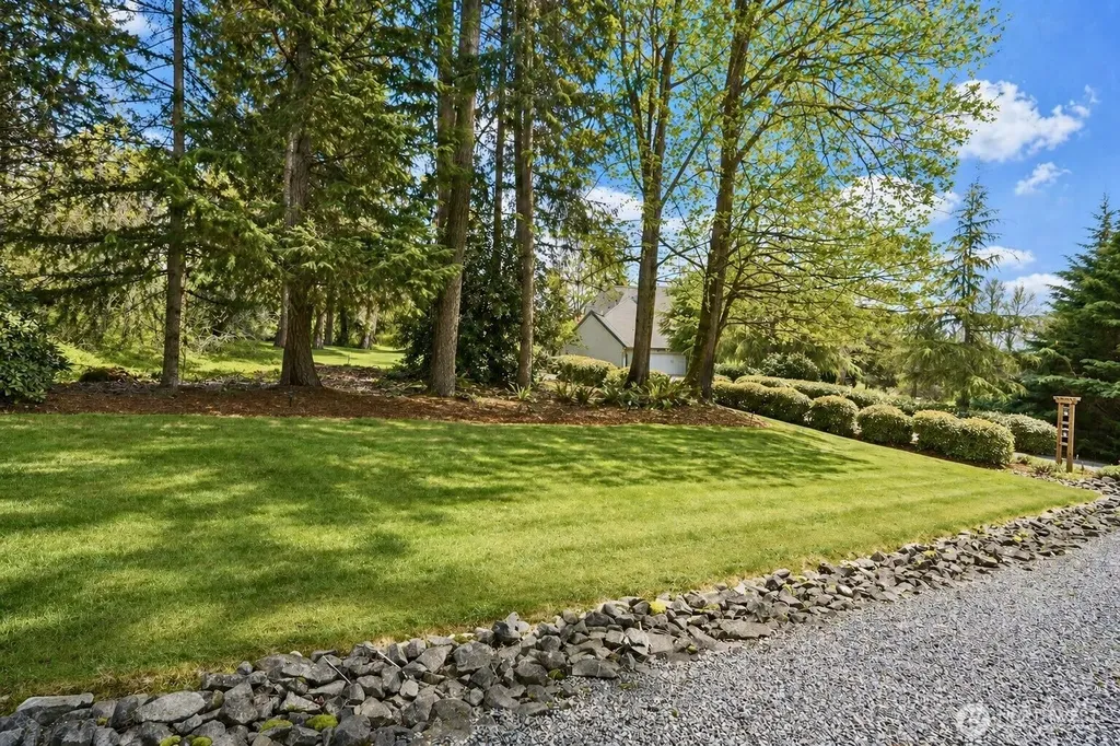 18248 240th Ave SE Maple Valley WA 98038