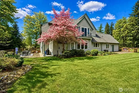 18248 240th Ave SE Maple Valley WA 98038