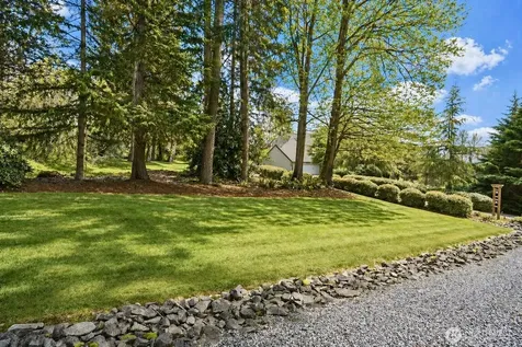 18248 240th Ave SE Maple Valley WA 98038