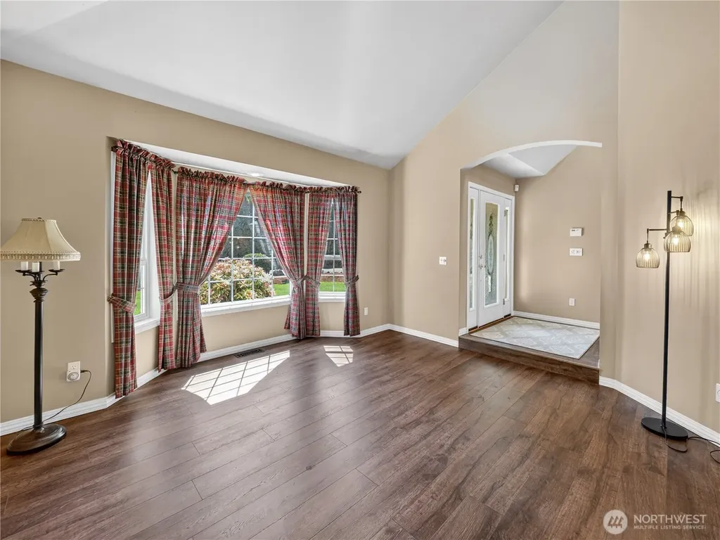 26224 SE 425th Street Enumclaw WA 98022