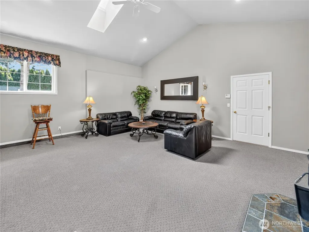26224 SE 425th Street Enumclaw WA 98022