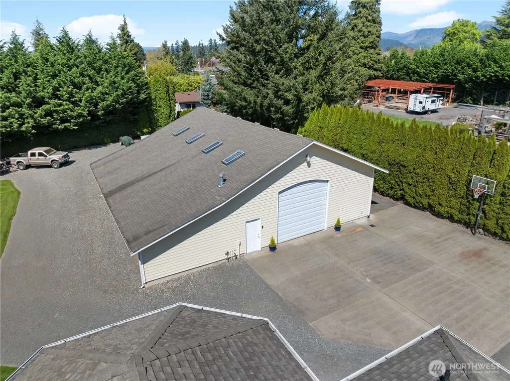 26224 SE 425th Street Enumclaw WA 98022