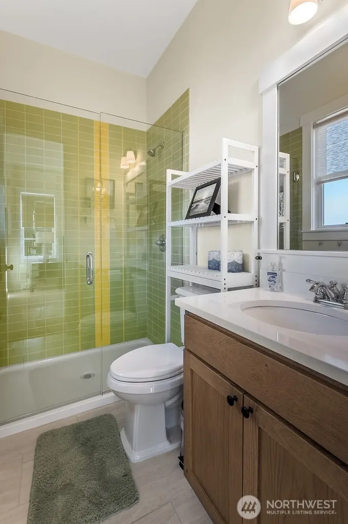36 Easthaven Street Pacific Beach WA 98571