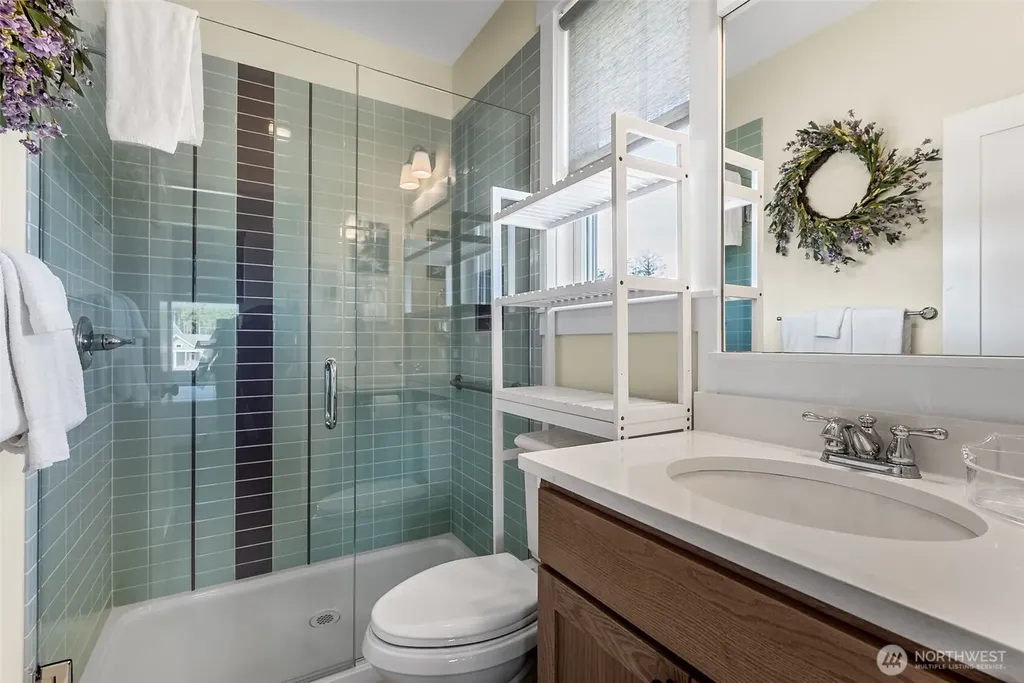 36 Easthaven Street Pacific Beach WA 98571