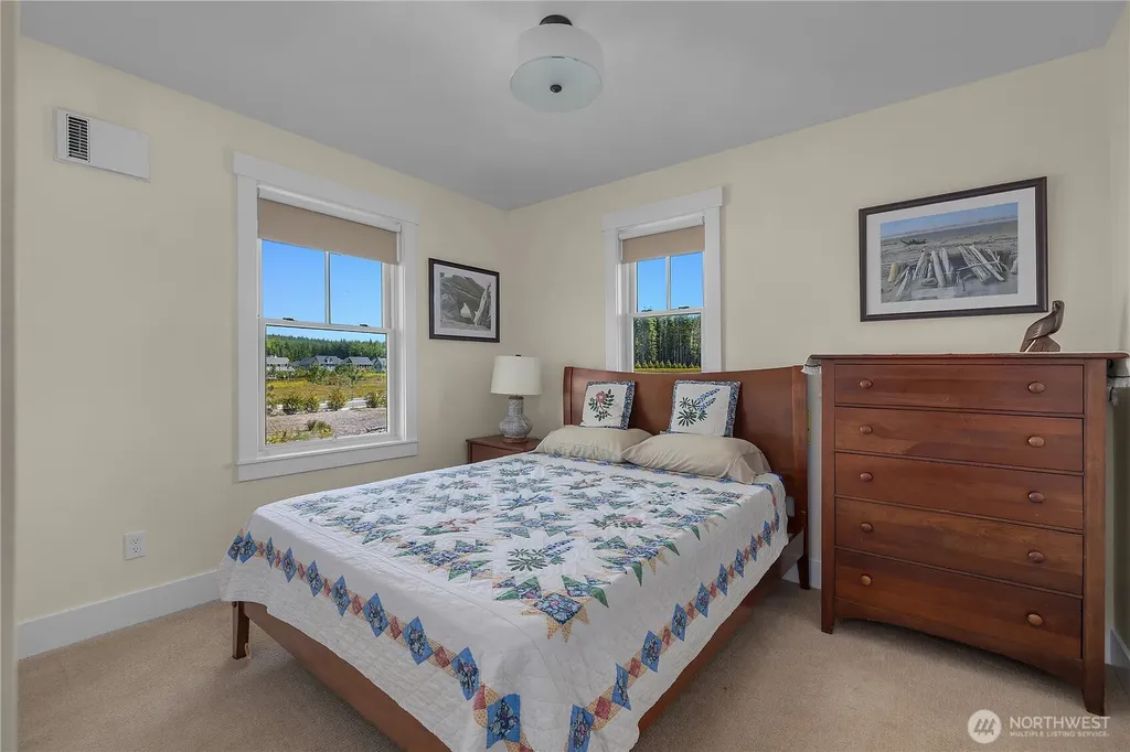 36 Easthaven Street Pacific Beach WA 98571