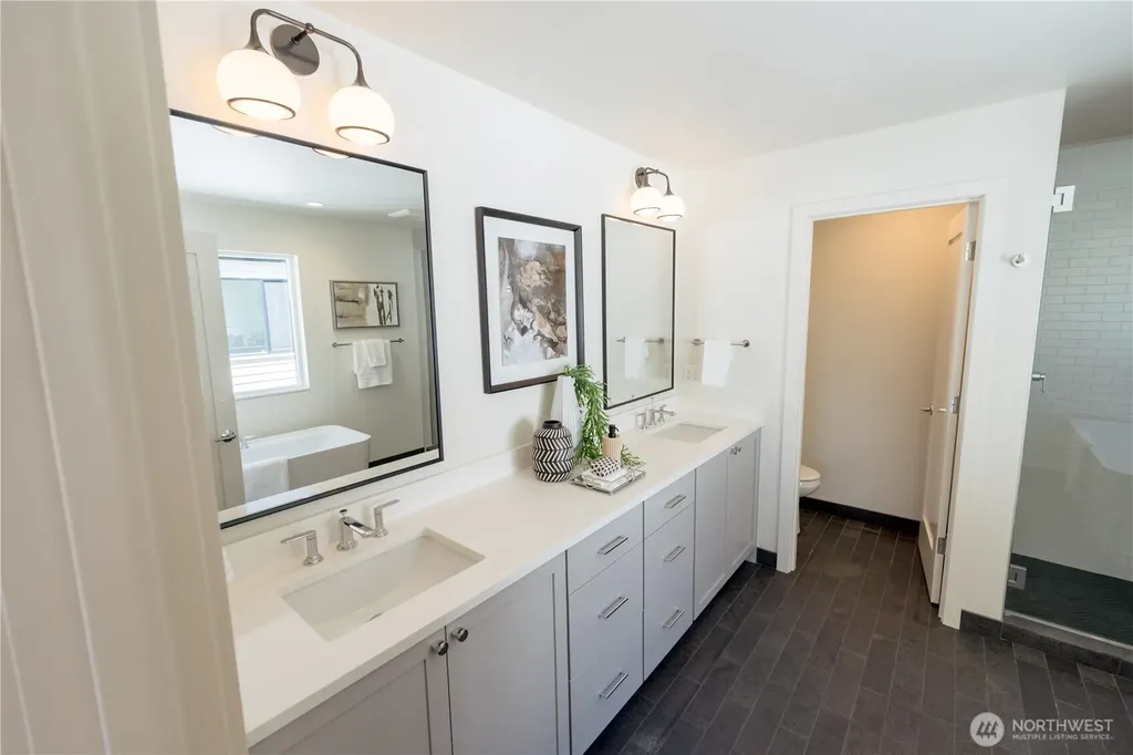 13540 39th Avenue NE Seattle WA 98125