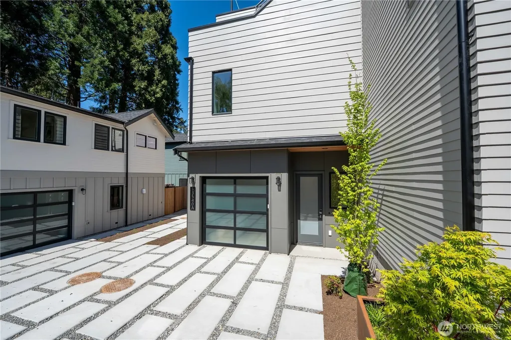13540 39th Avenue NE Seattle WA 98125