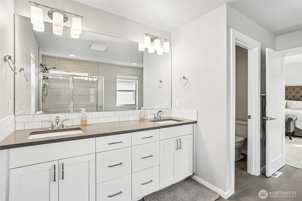 24 151st Street SW Lynnwood WA 98087
