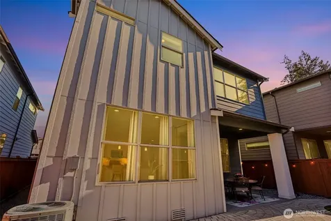 24 151st Street SW Lynnwood WA 98087