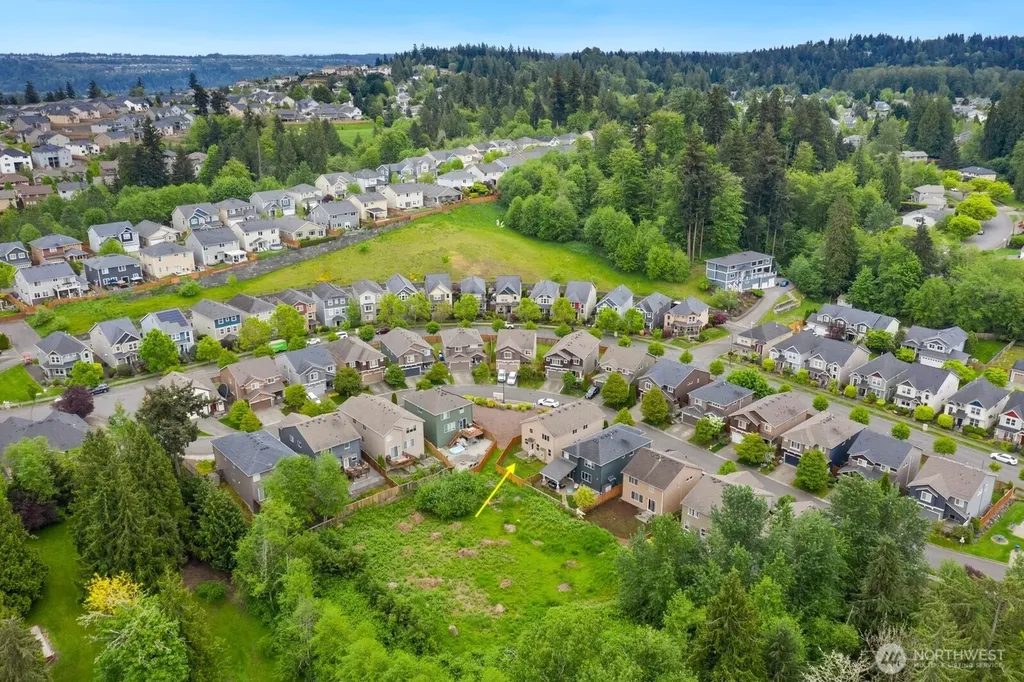 3131 Dunhill Lane Puyallup WA 98372