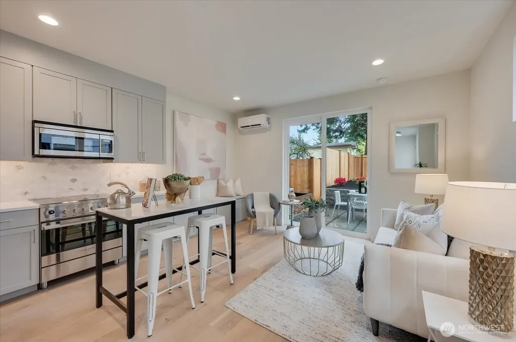 13540 39th Avenue NE Seattle WA 98125