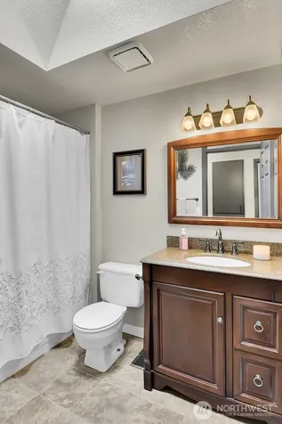 16226 2nd Place W Lynnwood WA 98087