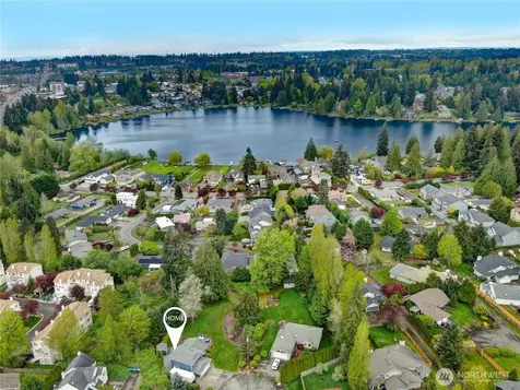 16226 2nd Place W Lynnwood WA 98087