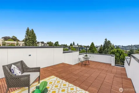 4420 Midvale Avenue N Seattle WA 98103