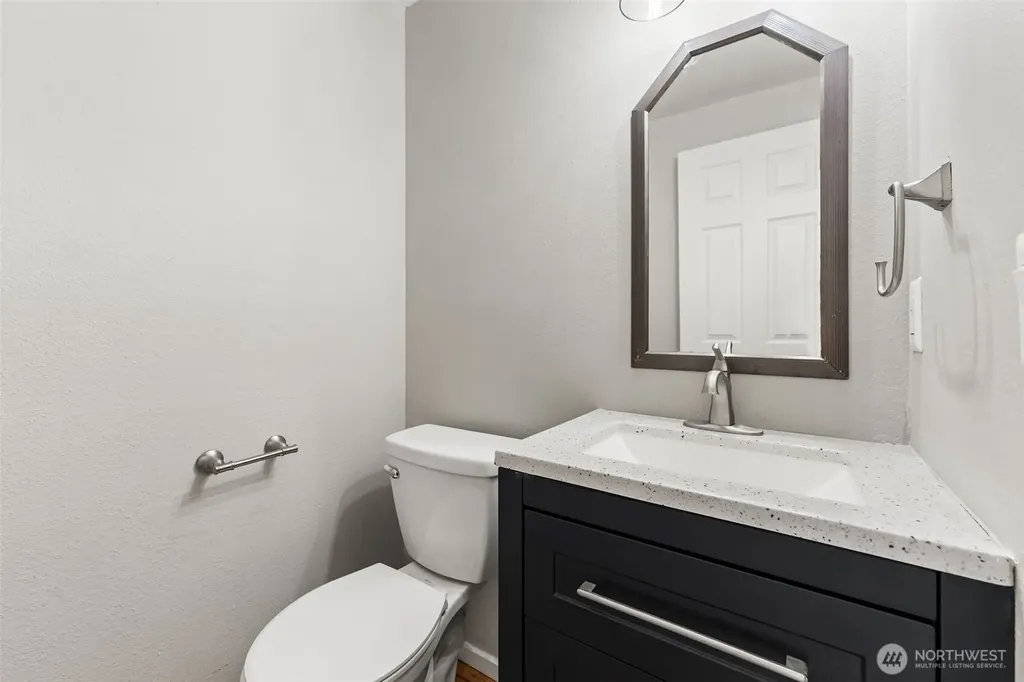 3504 NE 169th Avenue Vancouver WA 98682