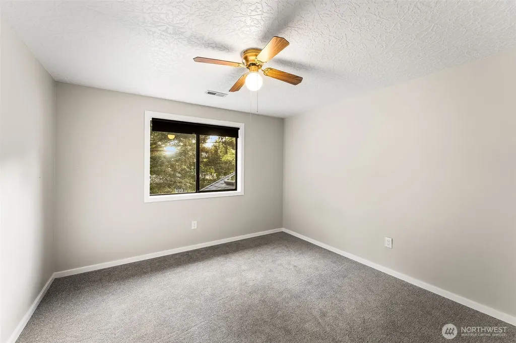 3504 NE 169th Avenue Vancouver WA 98682