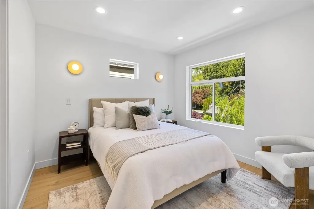 4113 Chilberg Avenue SW Seattle WA 98116