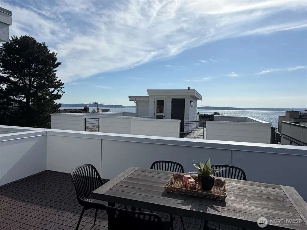 4113 Chilberg Avenue SW Seattle WA 98116