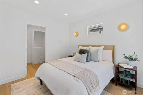 4113 Chilberg Avenue SW Seattle WA 98116