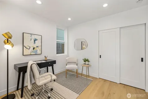 4113 Chilberg Avenue SW Seattle WA 98116