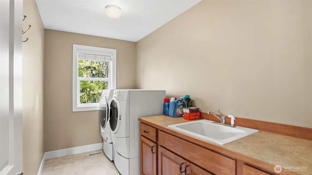 23770 SE 243rd Street Maple Valley WA 98038