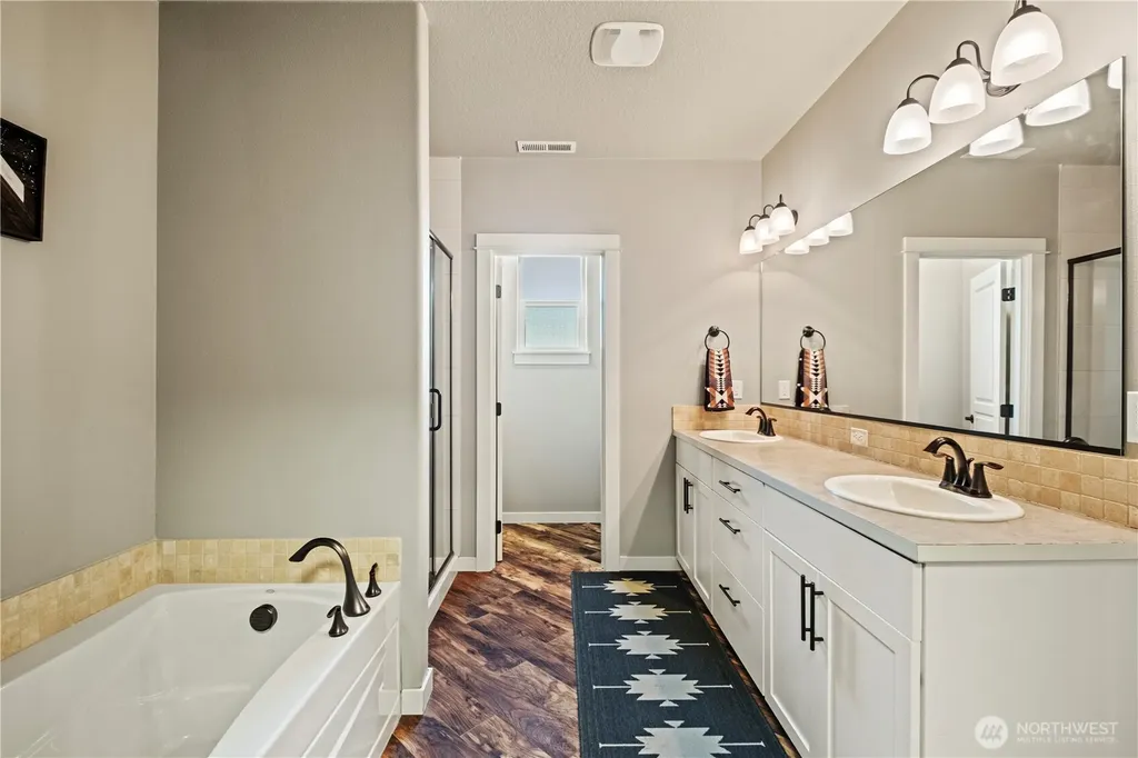 258 Antrim Road Winlock WA 98596