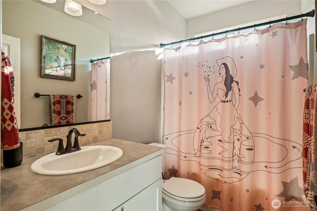 258 Antrim Road Winlock WA 98596