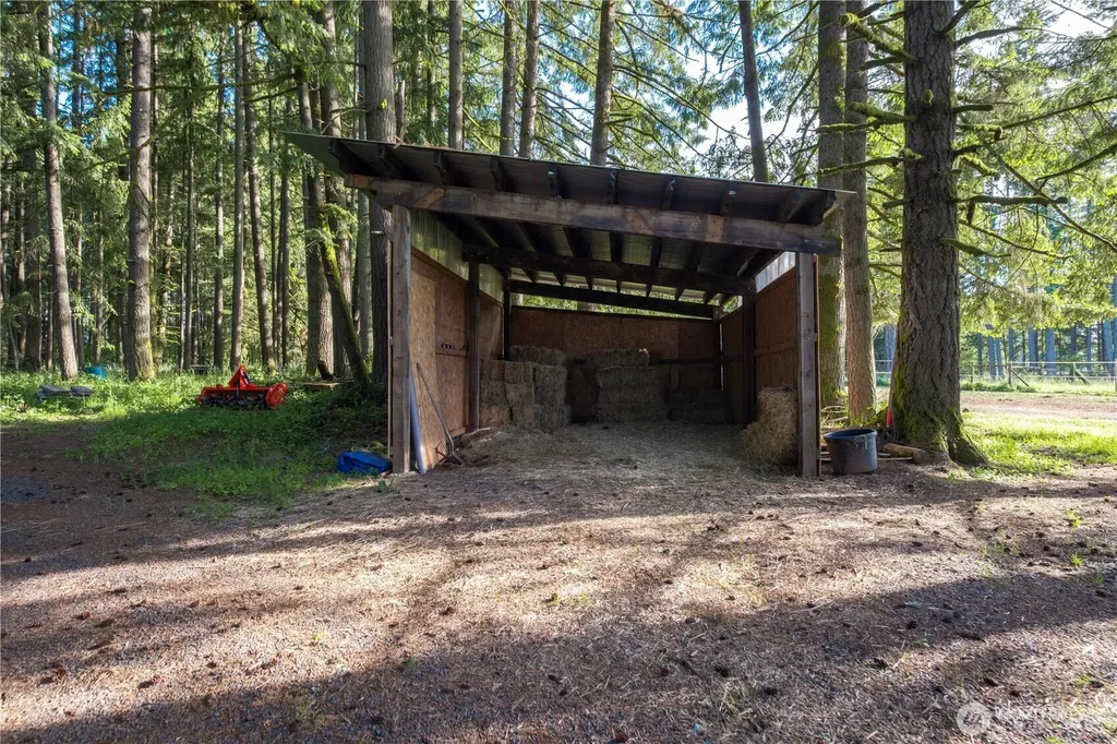 258 Antrim Road Winlock WA 98596