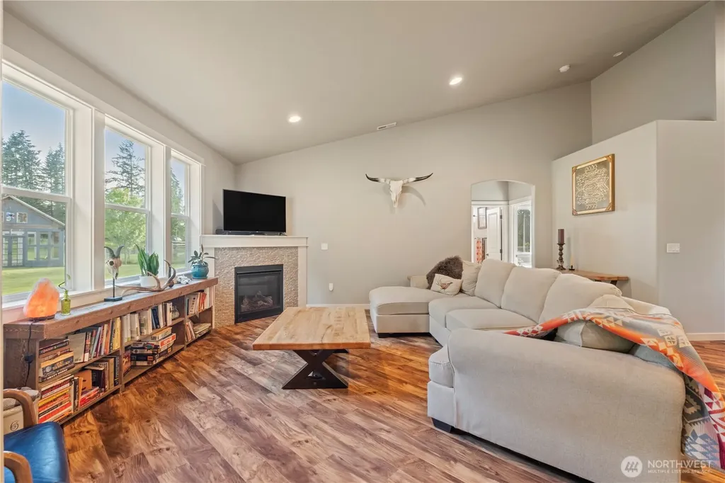 258 Antrim Road Winlock WA 98596