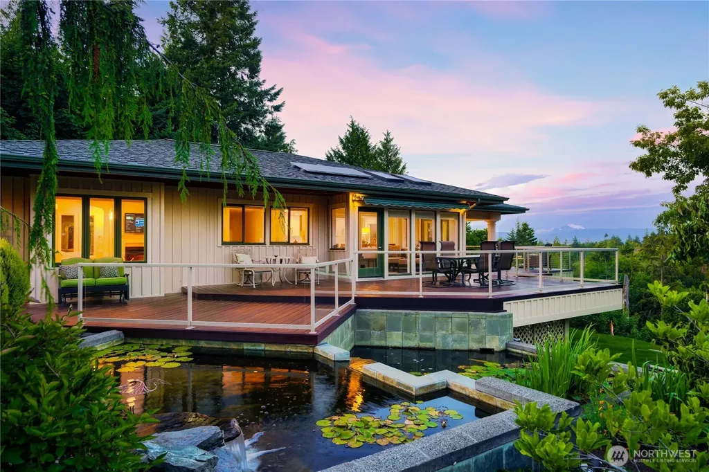 7001 Palm Lane Anacortes WA 98221