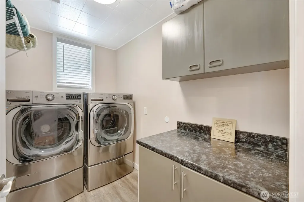 7001 Palm Lane Anacortes WA 98221