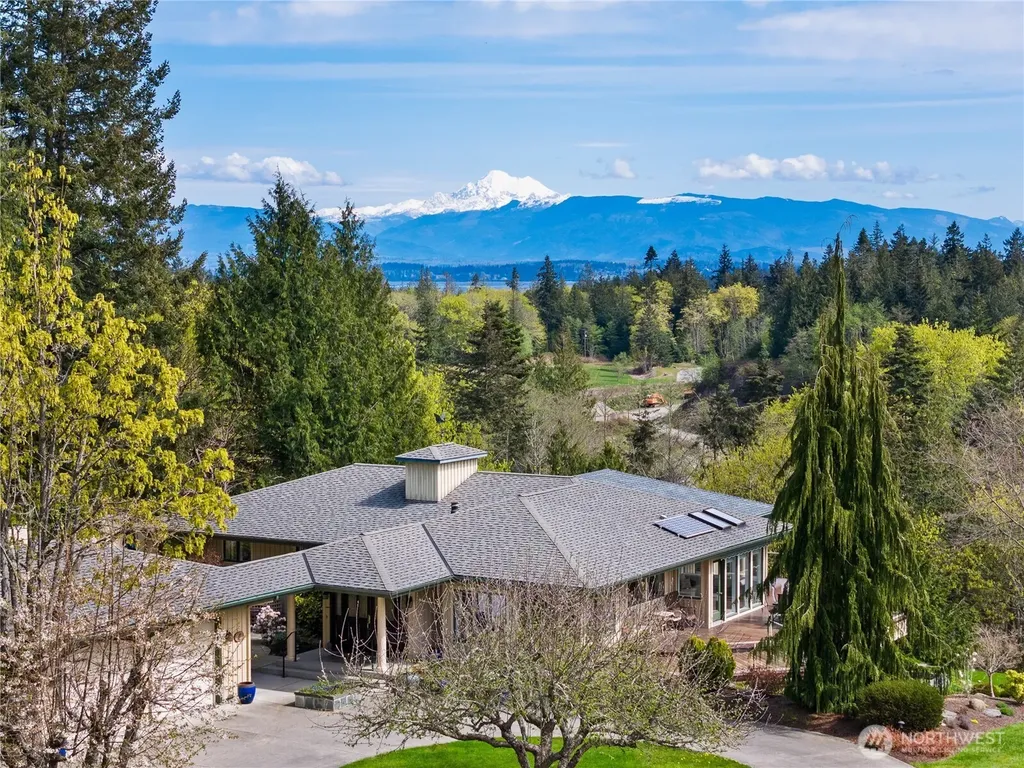 7001 Palm Lane Anacortes WA 98221