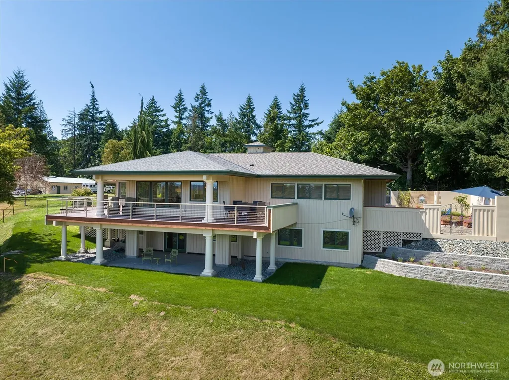 7001 Palm Lane Anacortes WA 98221