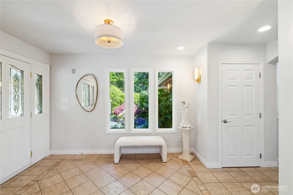 7001 Palm Lane Anacortes WA 98221