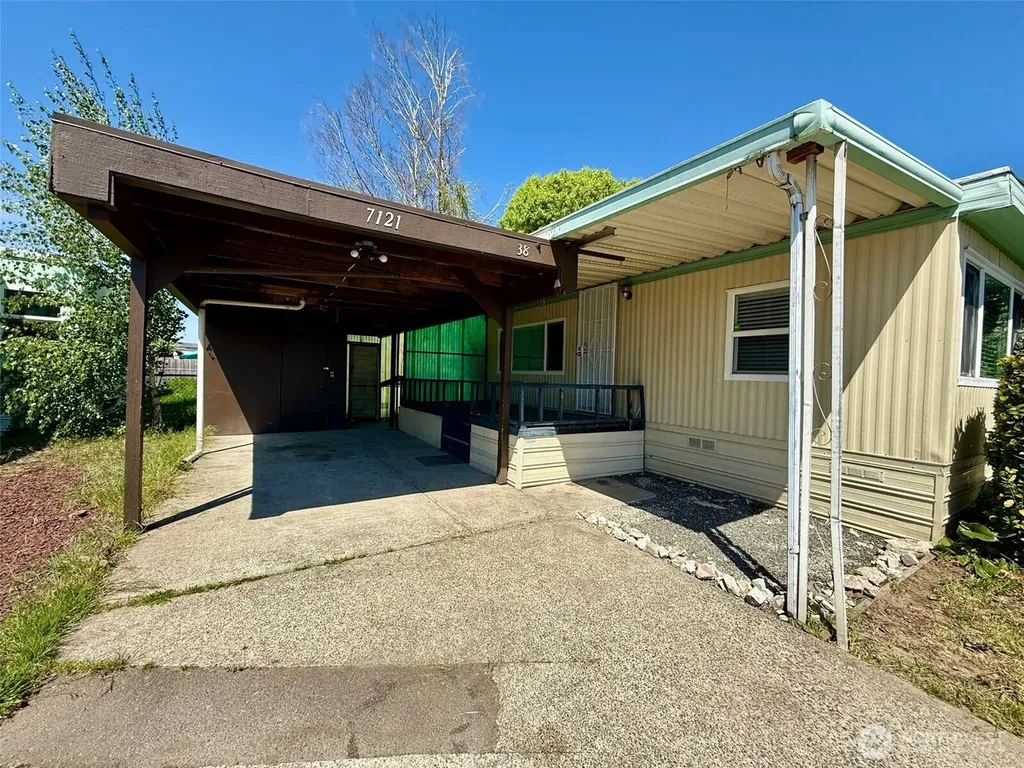 7121 49th Street E Fife WA 98424