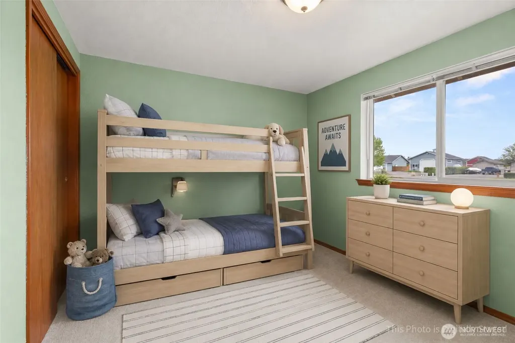 13820 Logez Court SW Olympia WA 98512