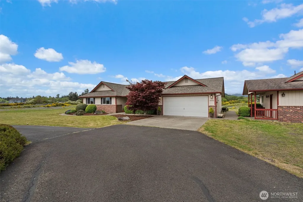 13820 Logez Court SW Olympia WA 98512
