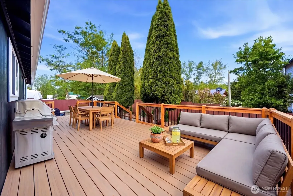3523 Bennett Drive Bellingham WA 98225