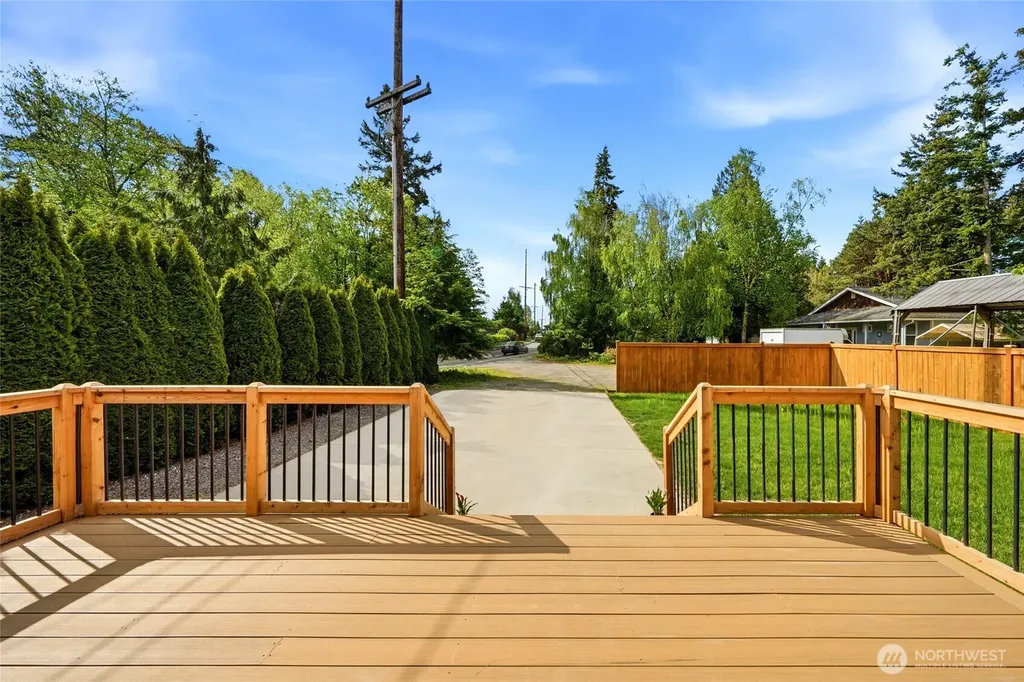 3523 Bennett Drive Bellingham WA 98225