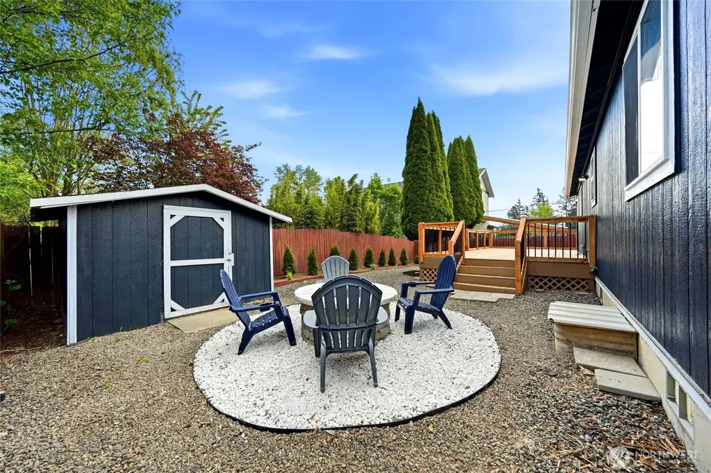 3523 Bennett Drive Bellingham WA 98225