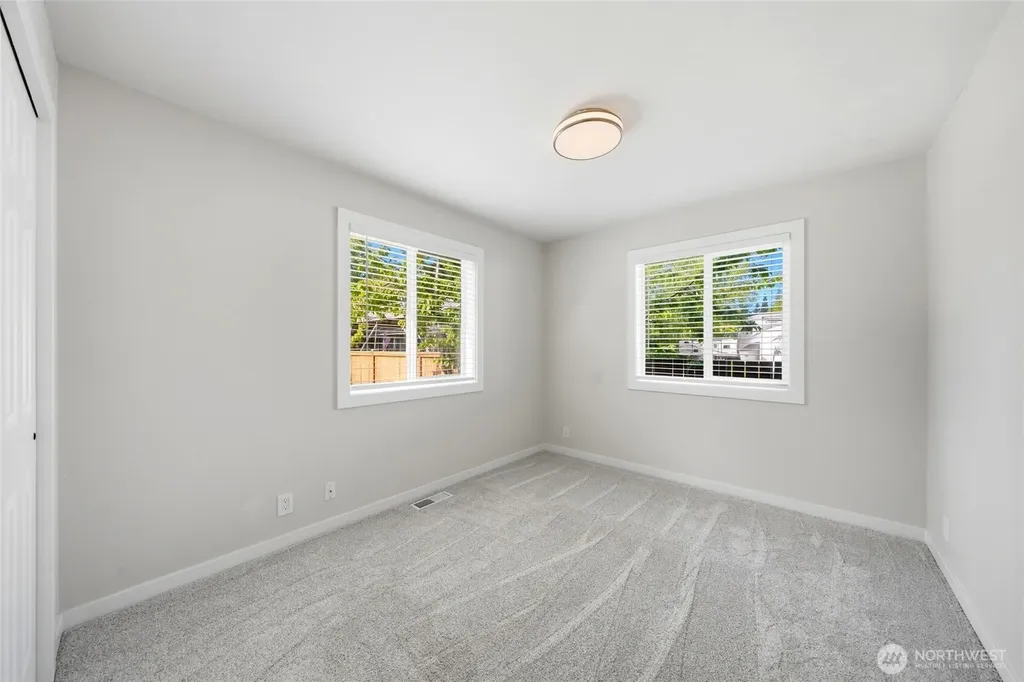 3523 Bennett Drive Bellingham WA 98225