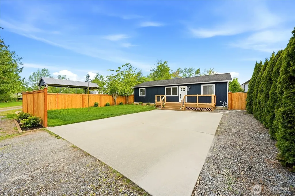 3523 Bennett Drive Bellingham WA 98225
