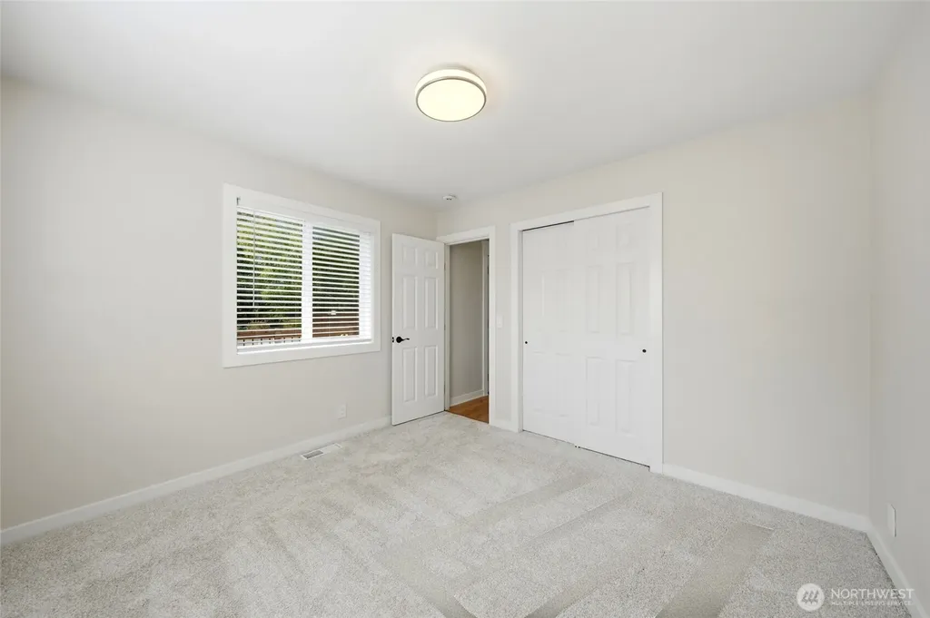 3523 Bennett Drive Bellingham WA 98225