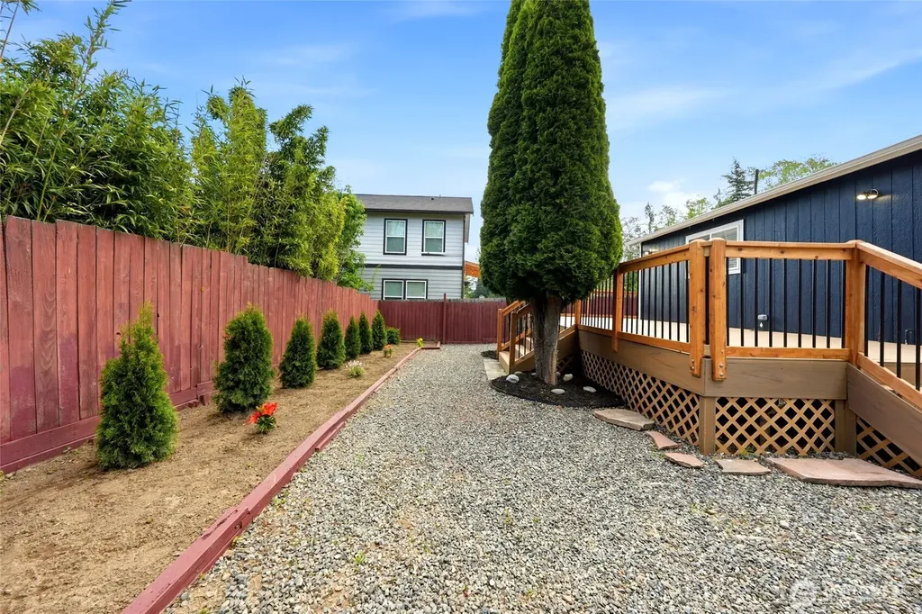 3523 Bennett Drive Bellingham WA 98225